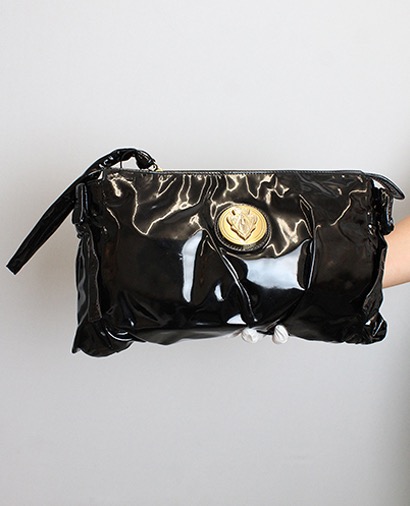 Hysteria Clutch, front view